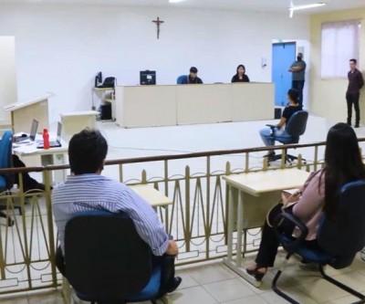 Acadêmicos do quarto período de Direito da Esamaz participam de Tibunal do Júri – Simulado Acadêmicos do quarto período de Direito da Esamaz participam de Tibunal do Júri – Simulado