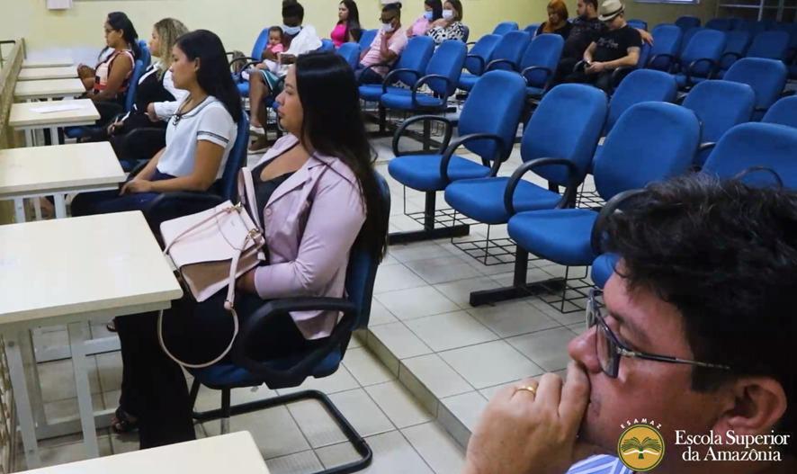 Acadêmicos do quarto período de Direito da Esamaz participam de Tibunal do Júri – Simulado