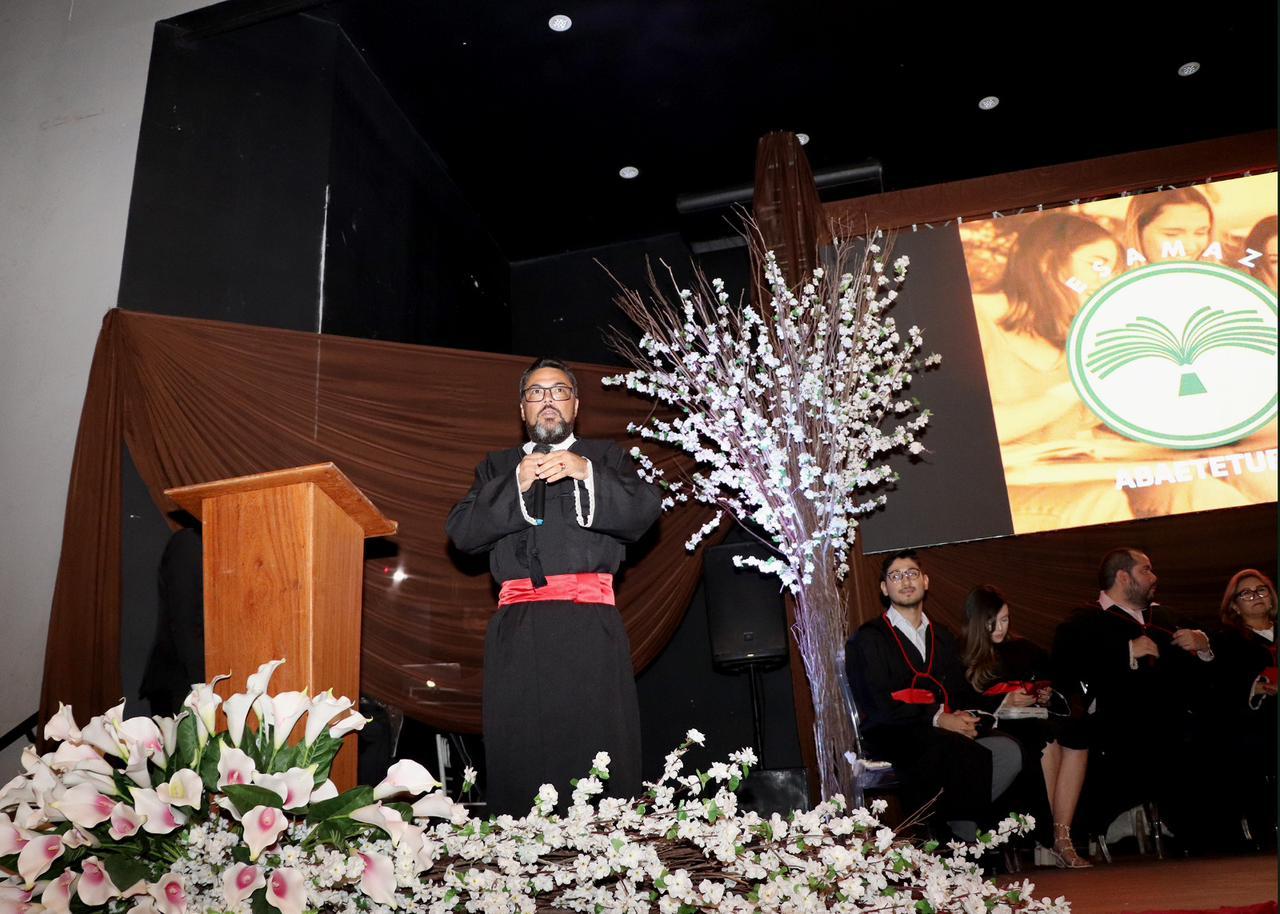 Alunos do curso de Direito da Esamaz participam da Cerimônia de Outorga da Faixa