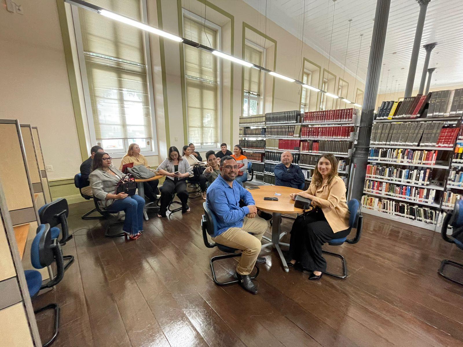 Acadêmicos de Direito da Esamaz Abaetetuba participam do Projeto Museu Judiciário de Portas Abertas