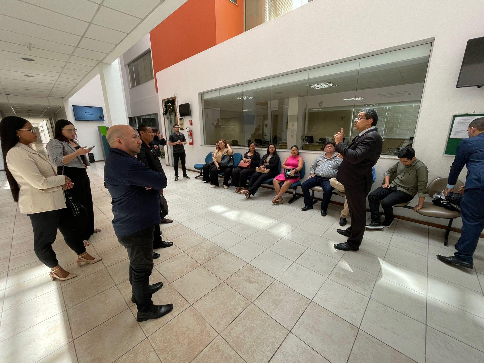 Acadêmicos de Direito da Esamaz Abaetetuba participam do Projeto Museu Judiciário de Portas Abertas