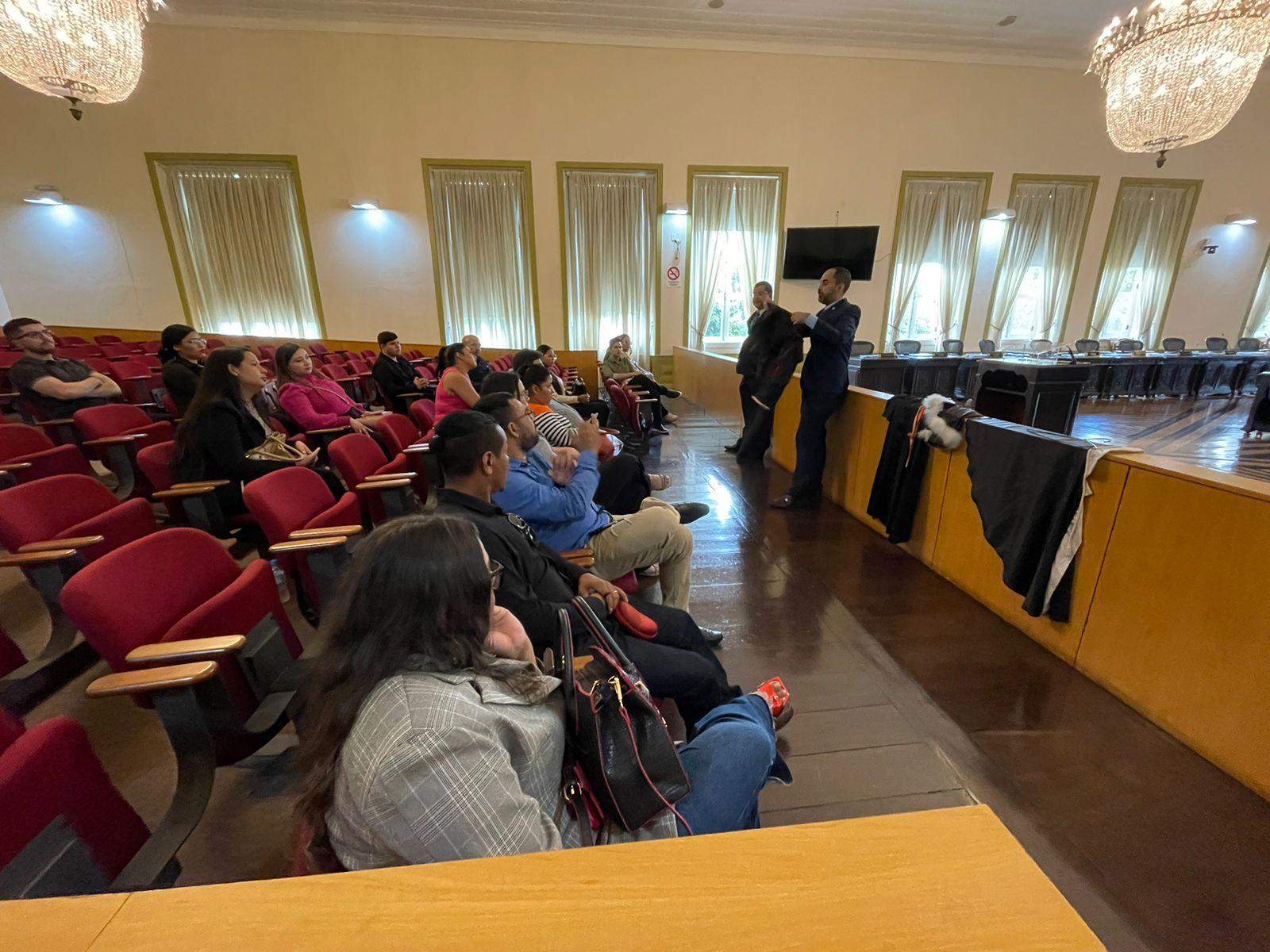 Acadêmicos de Direito da Esamaz Abaetetuba participam do Projeto Museu Judiciário de Portas Abertas