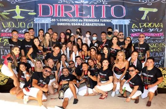 Primeira turma de Direito da Esamaz Abaetetuba celebra conclusão do curso