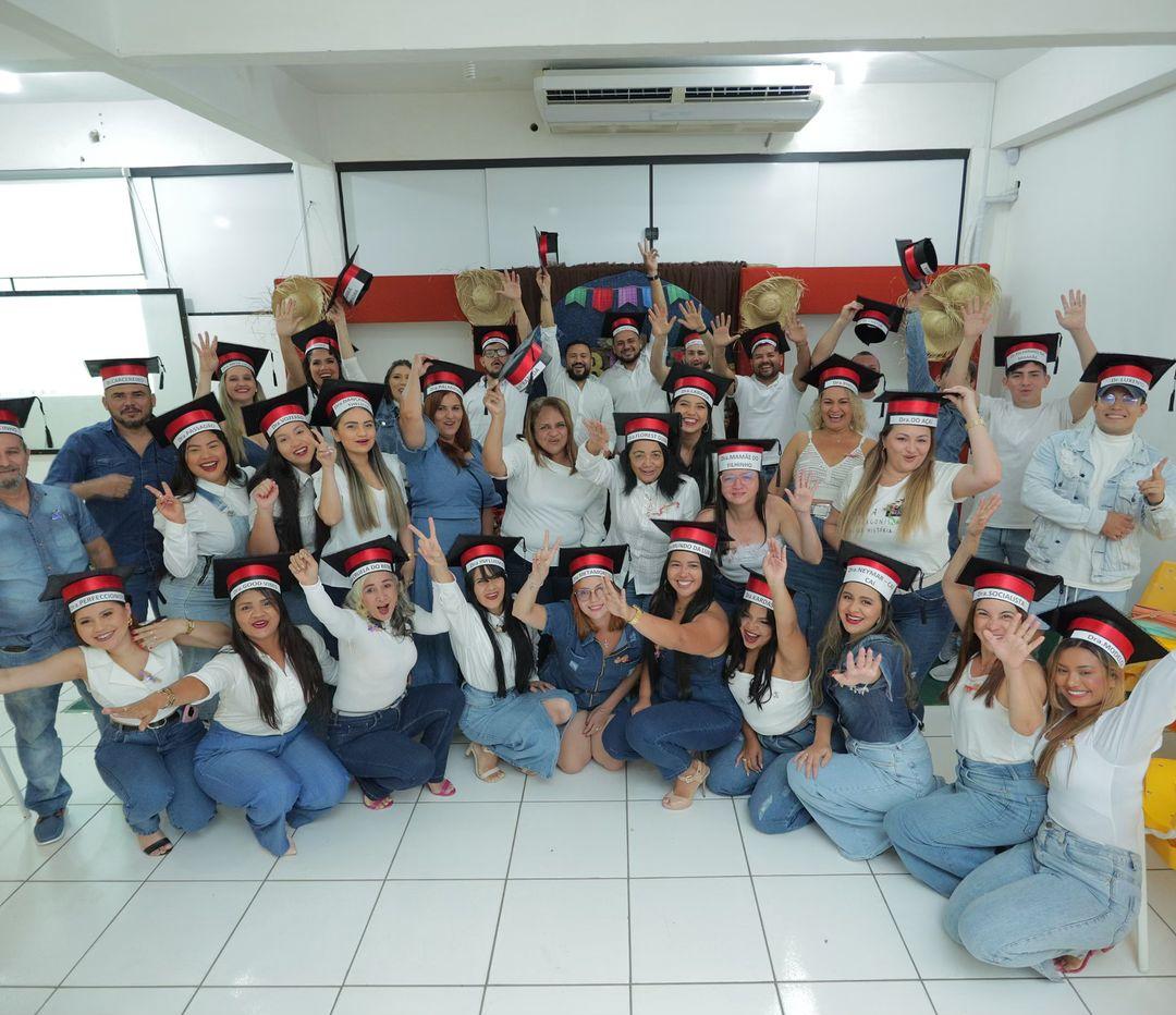 Aula da Saudade: primeira turma de Direito da ESAMAZ ABAETETUBA celebra despedida